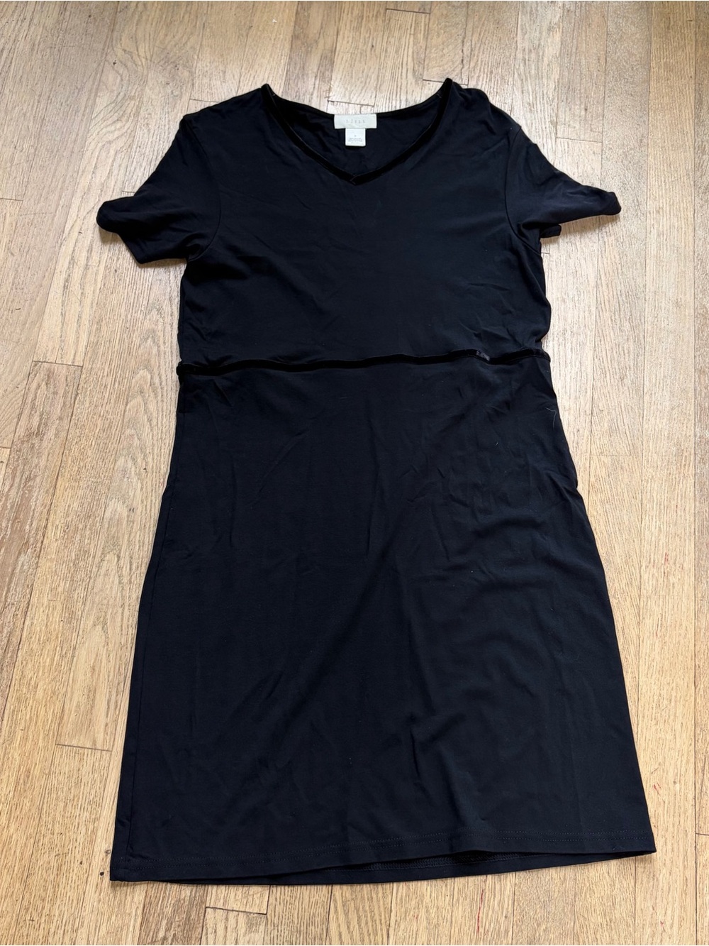 J. Jill Black V-Neck Short Sleeve Mini Dress